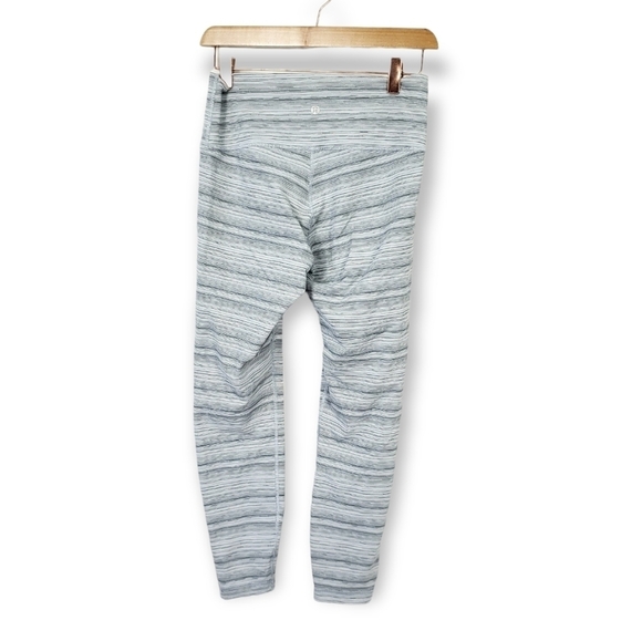 Lululemon leggings bundle x 3 pairs all size 4 - Picture 4 of 16